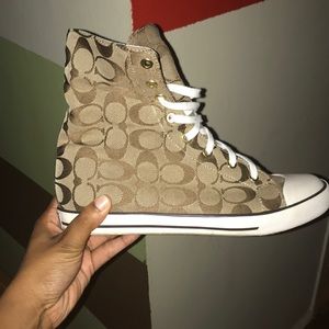 Sneakers- worn twice